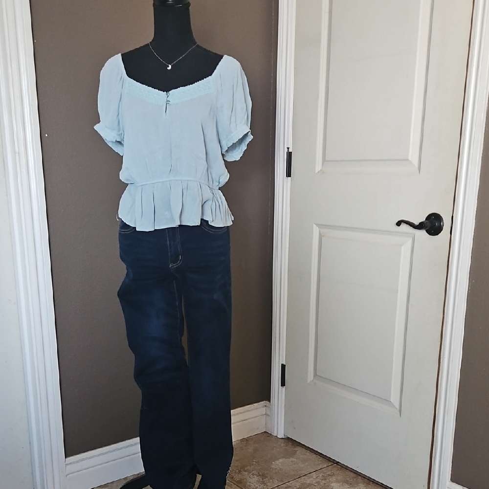 Outfit Pairing (Pear Tree Exclusive)